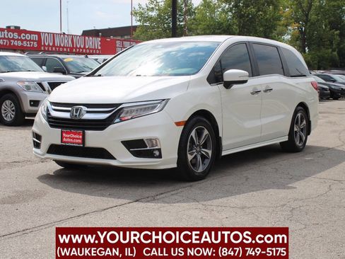 Used 2018 Honda Odyssey Touring image 1