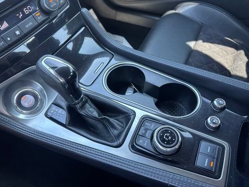 Used 2016 Nissan Maxima SR FWD image 19