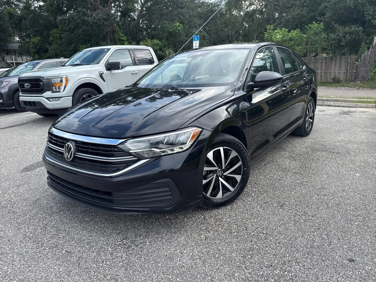 Used 2024 Volkswagen Jetta S FWD image 2
