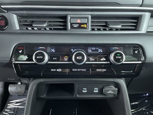 New 2026 Honda Pilot Touring image 34