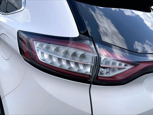 Used 2016 Ford Edge Titanium w/ Equipment Group 301A FWD image 27
