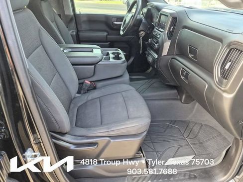 Used 2021 Chevrolet Silverado 2500 Custom w/ Custom Value Package AWD/4WD image 12