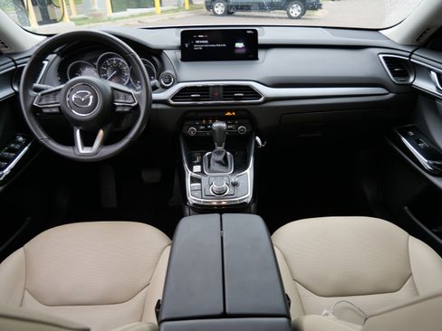 Used 2023 MAZDA CX-9 Touring AWD/4WD image 10