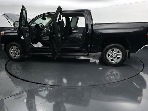Used 2021 Toyota Tundra SR5 AWD/4WD image 42