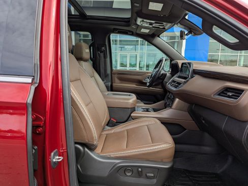 Certified 2021 Chevrolet Suburban High Country w/ Premium Package 2 AWD/4WD image 49