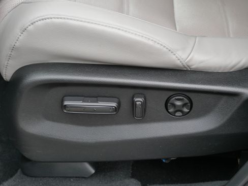 Used 2018 Honda CR-V EX-L image 19