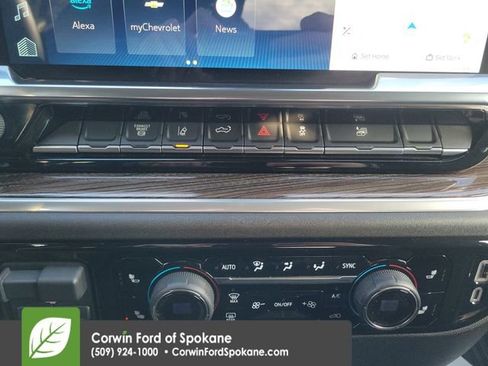 Used 2025 Chevrolet Silverado 2500 LT image 28