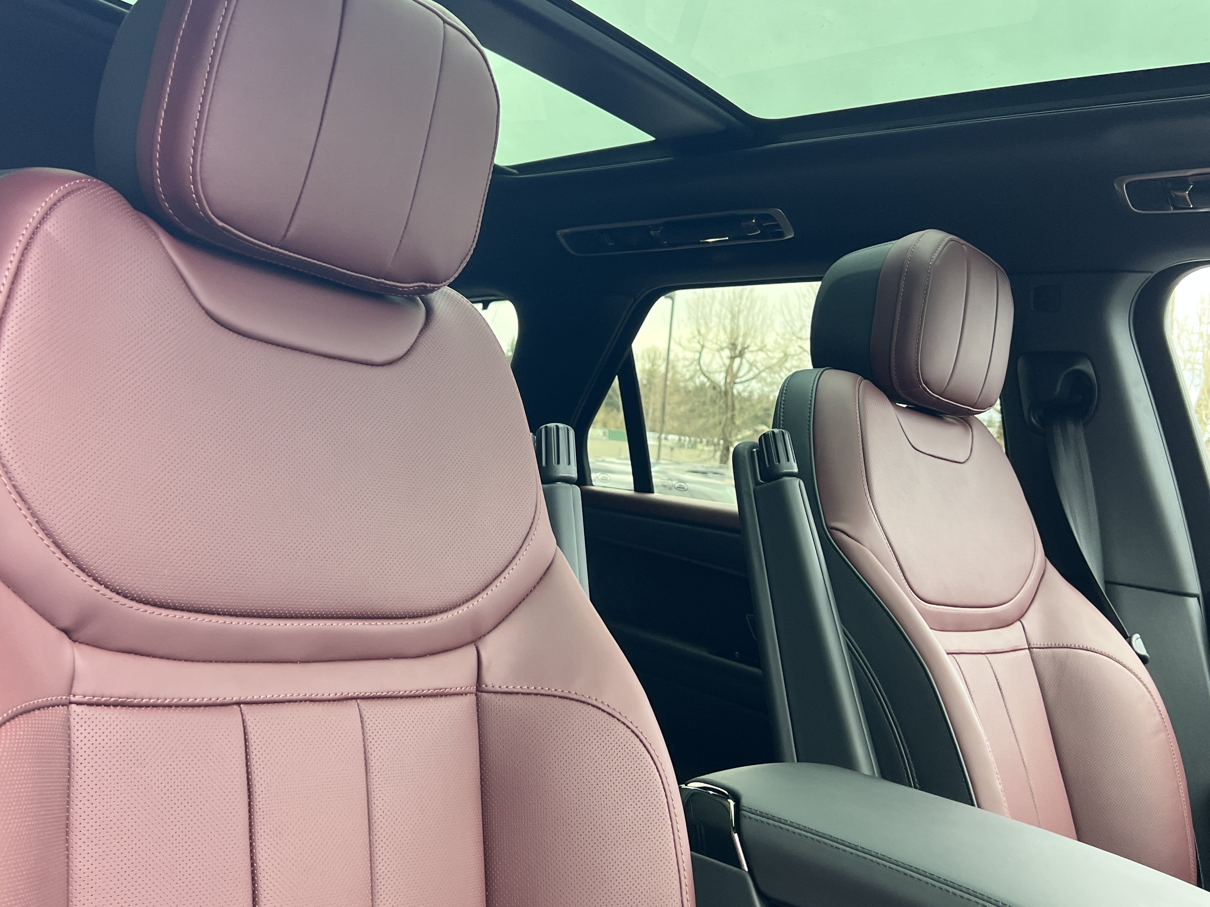 New 2025 Land Rover Range Rover Sport Dynamic SE AWD/4WD image 13