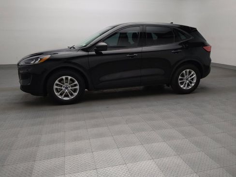 Used 2022 Ford Escape S image 2