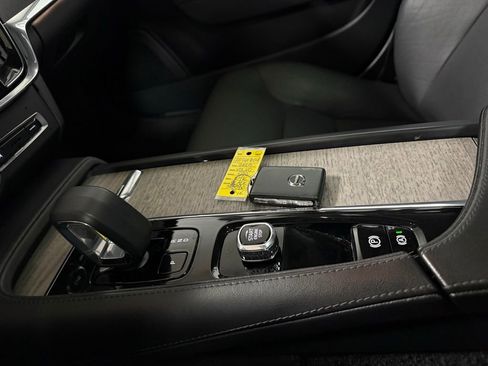 Used 2023 Volvo S90 B6 Plus AWD/4WD image 14