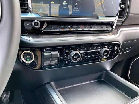 Used 2025 Chevrolet Silverado 2500 LTZ w/ Trail Boss Package image 26