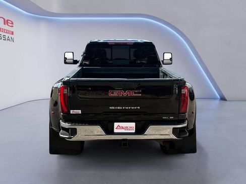 Used 2024 GMC Sierra 3500 SLE AWD/4WD image 4