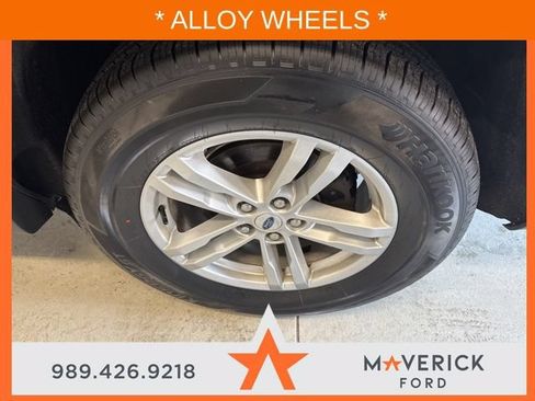 Used 2022 Ford Explorer XLT w/ Equipment Group 202A AWD/4WD image 31