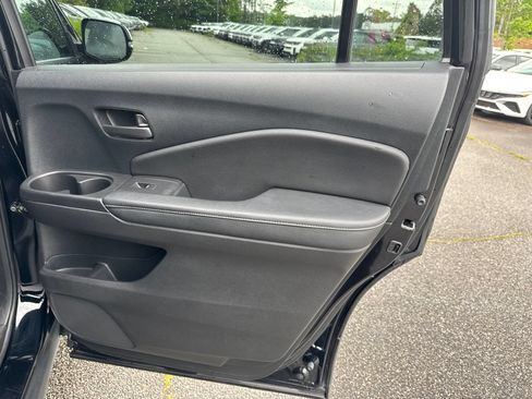 Used 2022 Honda Passport EX-L image 16