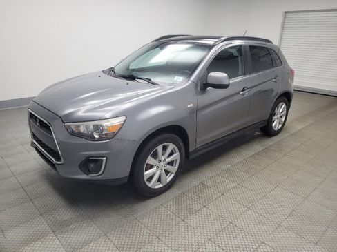 Used 2014 Mitsubishi Outlander Sport SE image 2