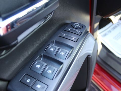 Used 2018 Chevrolet Silverado 1500 LT w/ All Star Edition image 16