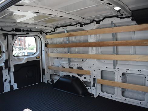 Used 2025 Ford Transit 250 Low Roof w/ Exterior Upgrade Package RWD image 25