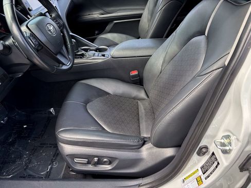 Used 2023 Toyota Camry XSE image 15