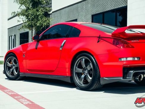 Used 2008 Nissan 350Z NISMO RWD image 43