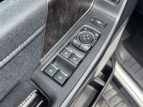 New 2026 Ford F250 Lariat w/ Black Appearance Package image 22