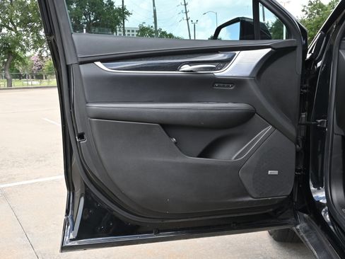 Used 2023 Cadillac XT5 Premium Luxury w/ LPO, Floor Liner Package FWD image 20