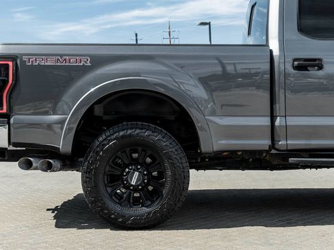 Used 2021 Ford F250 XLT w/ Tremor Off-Road Package image 11