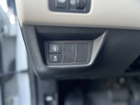 Used 2018 Honda Accord EX image 10