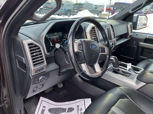 Used 2019 Ford F150 Platinum w/ Equipment Group 701A Luxury image 14