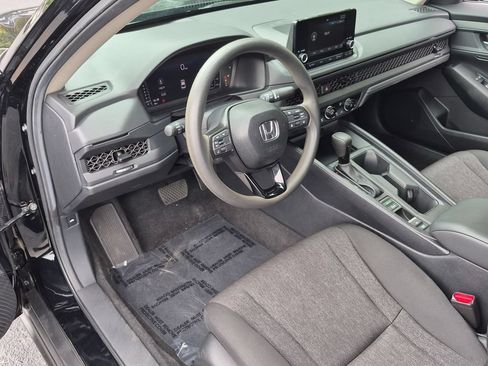 Used 2025 Honda Accord LX image 11