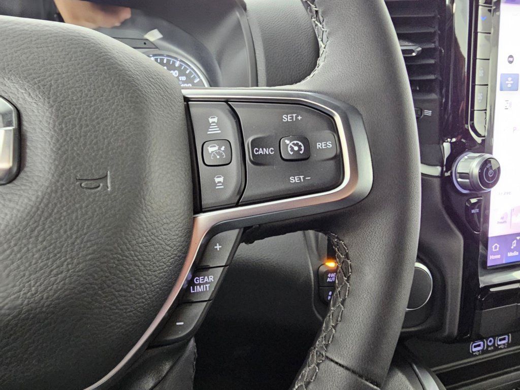 New 2026 RAM 1500 Big Horn AWD/4WD image 25