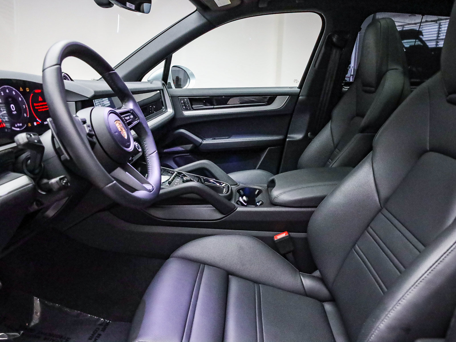 Certified 2025 Porsche Cayenne S AWD/4WD image 53