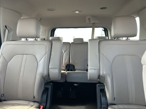Certified 2024 Ford Expedition Limited image 17