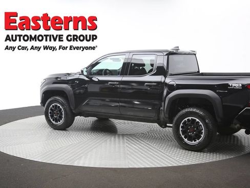 Used 2025 Toyota Tacoma TRD Off-Road AWD/4WD image 61