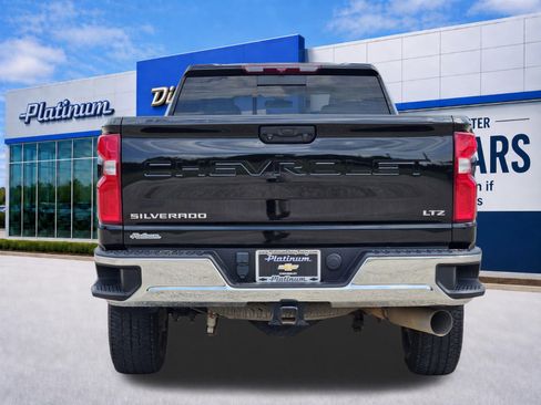 Certified 2023 Chevrolet Silverado 3500 LTZ w/ LTZ Convenience Package AWD/4WD image 8