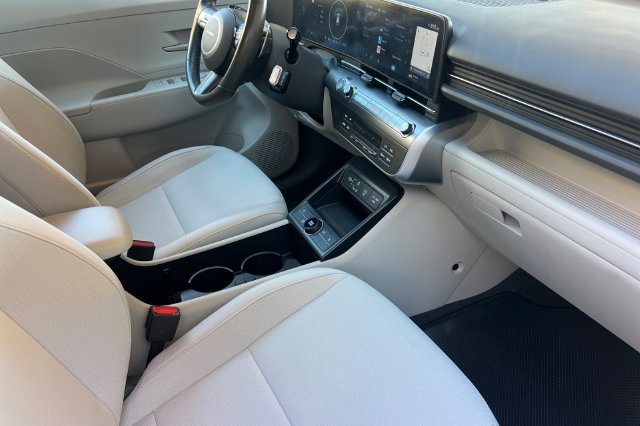 Certified 2024 Hyundai Kona SEL FWD image 20