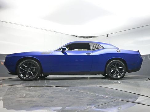 Used 2021 Dodge Challenger SXT w/ Blacktop Package image 31