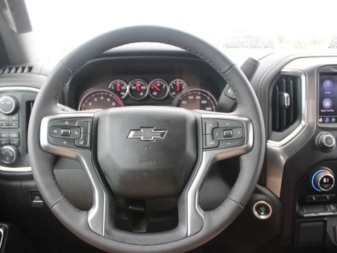 Used 2022 Chevrolet Silverado 1500 LT Trail Boss AWD/4WD image 35