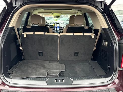 Certified 2023 Ford Explorer Limited w/ Limited Technology Package image 8