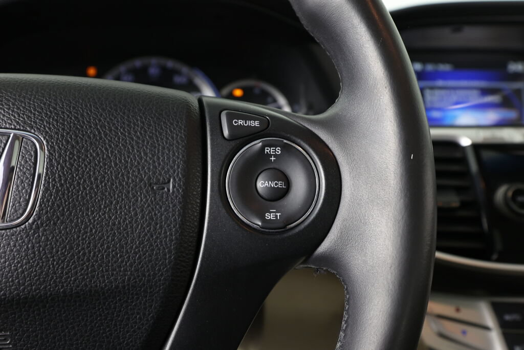 Used 2013 Honda Accord EX-L image 33