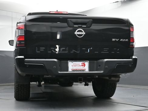 Certified 2022 Nissan Frontier SV w/ Technology Package image 27