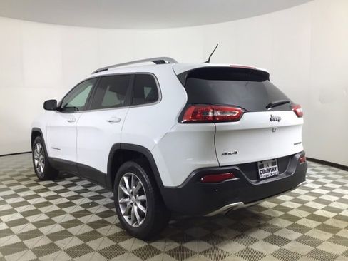 Used 2018 Jeep Cherokee Limited image 5