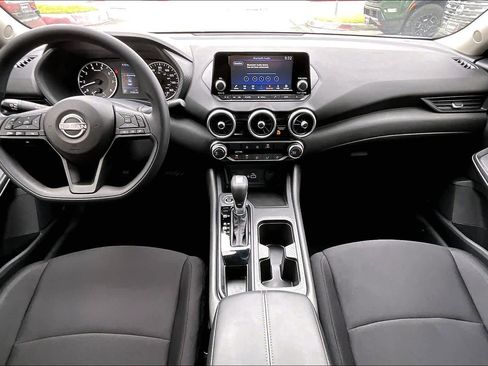 Certified 2025 Nissan Sentra S FWD image 14