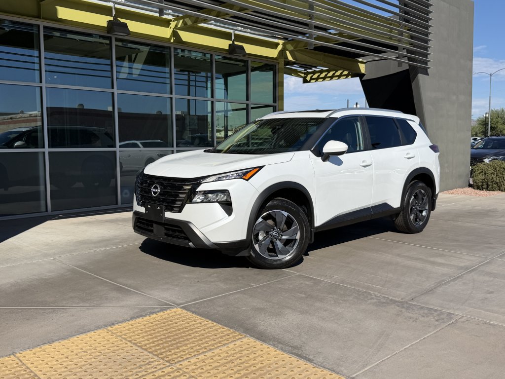 Used 2026 Nissan Rogue SV w/ SV Premium Package FWD image 1