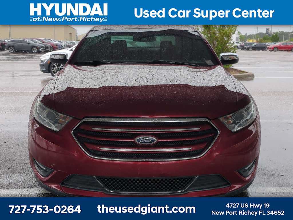 Used 2015 Ford Taurus Limited w/ Equipment Group 301A FWD image 8