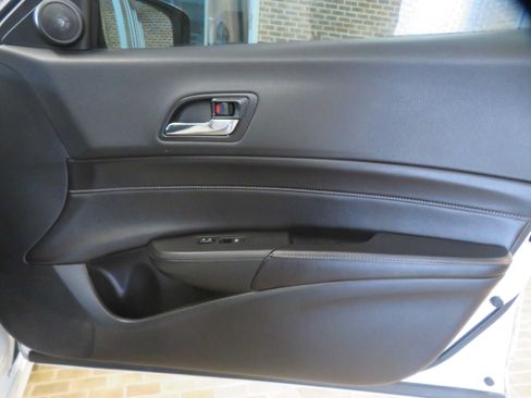 Used 2016 Acura ILX FWD image 23