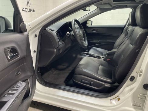 Used 2016 Acura ILX FWD image 2