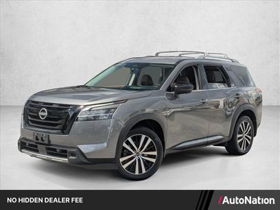 Used 2023 Nissan Pathfinder Platinum
