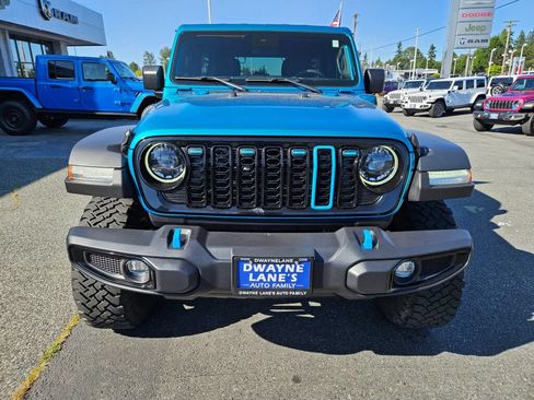 Used 2024 Jeep Wrangler Unlimited AWD/4WD image 8