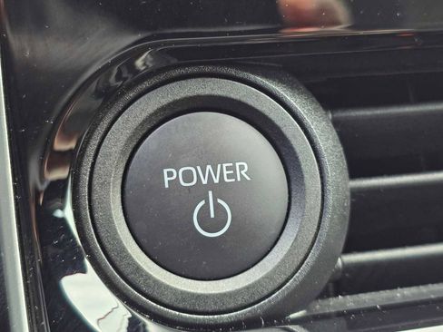 Used 2024 Toyota bZ4X XLE w/ Weather Package image 33