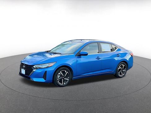 Used 2025 Nissan Sentra SV image 8